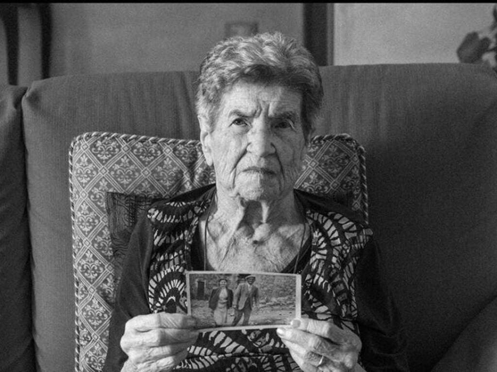Iscanesos: quarant’anni di fotografie di Salvatore Novellu raccontano la memoria di Scano Montiferro