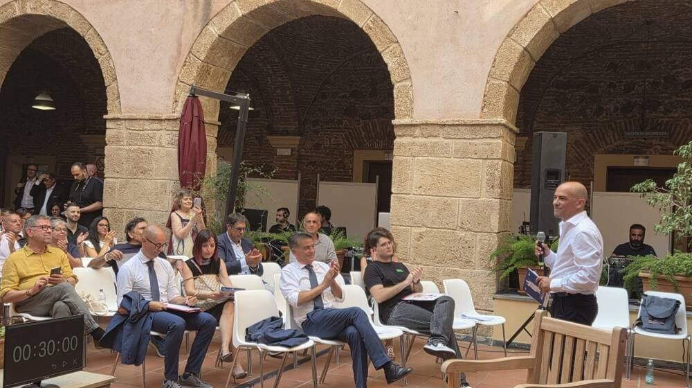 Peace Please: si alza il sipario sul Festival dello Sviluppo Sostenibile, per un’economia fatta di pace – Video