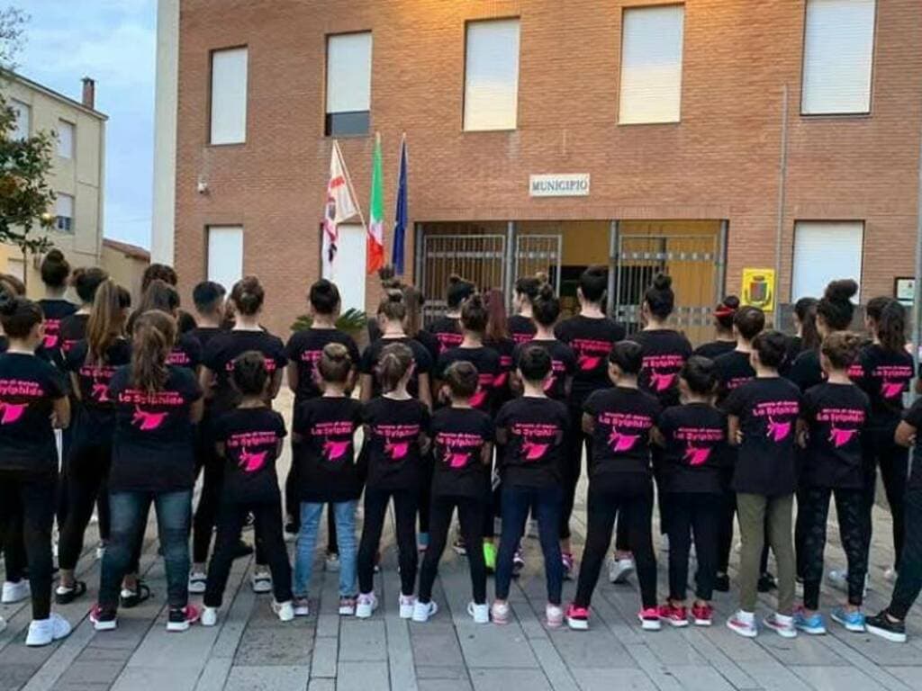 La Sylphide celebra 25 anni di danza: madri e figlie  insieme sul palco accomunate dalla stessa passione