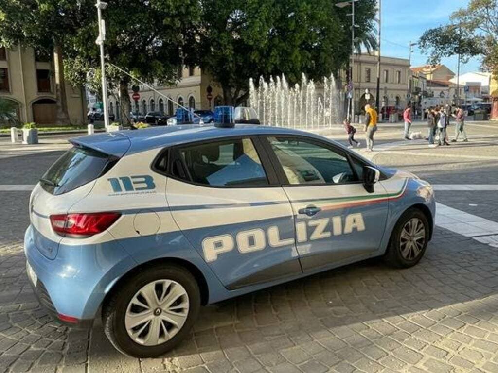 Forze dell’ordine salvano due vite: proposta la medaglia al valor civile