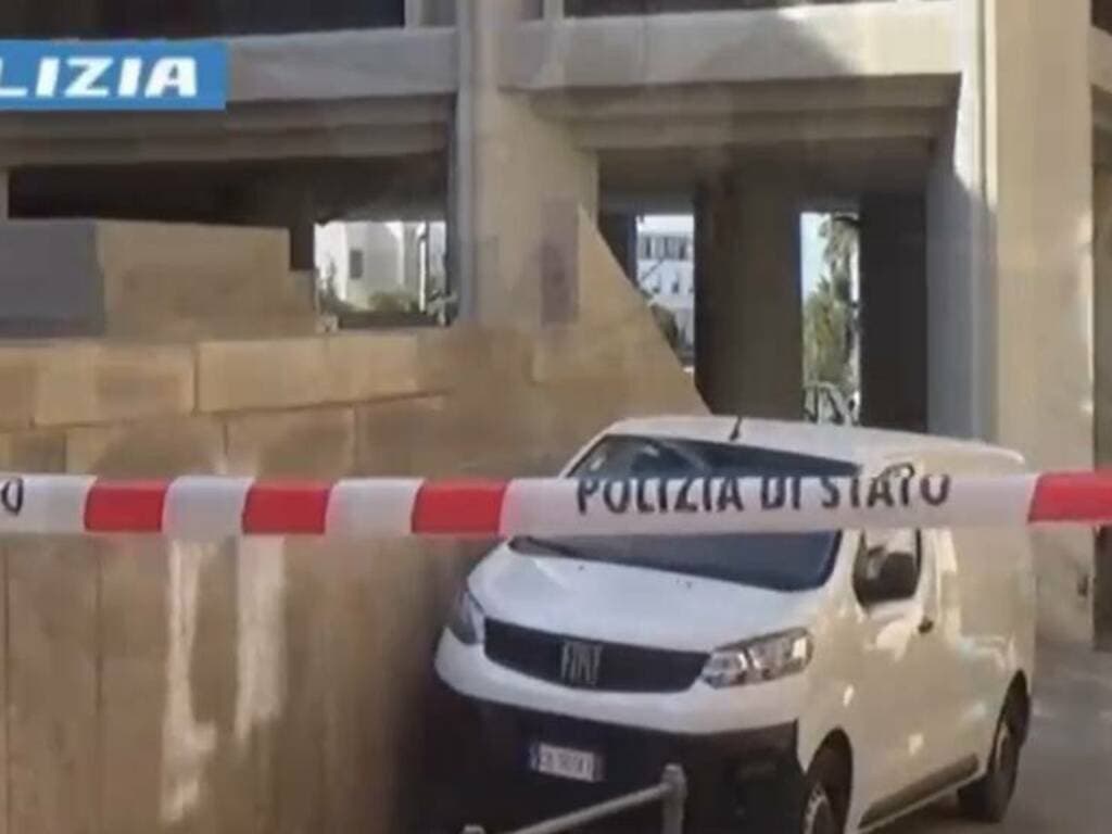 Rapine al money transfer: custodia cautelare in carcere e arresti domiciliari per quattro giovani – Video