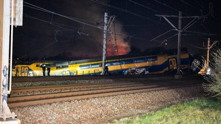 Treni bloccati nei Paesi Bassi: possibile sabotaggio alla rete ferroviaria