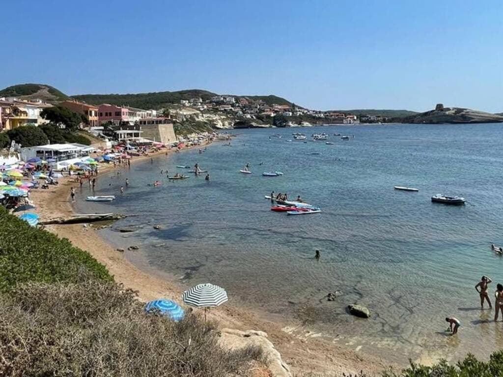 Scattano i parcheggi blu a S’Archittu e Santa Caterina di Pittinuri