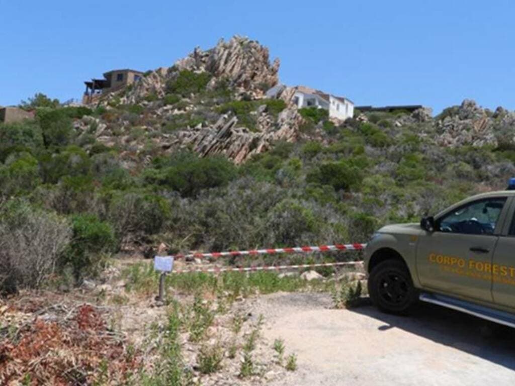 Depuratore fuori norma e piste abusive in area protetta: sequestro al complesso turistico