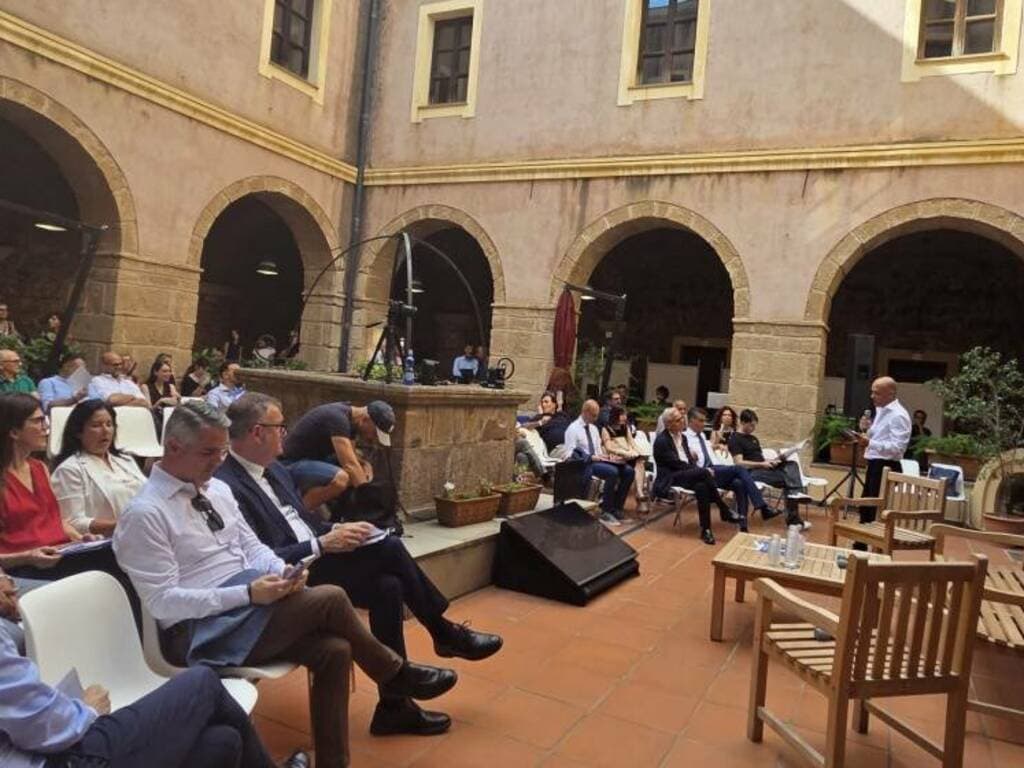 Peace Please: si alza il sipario sul Festival dello Sviluppo Sostenibile, per un’economia fatta di pace – Video